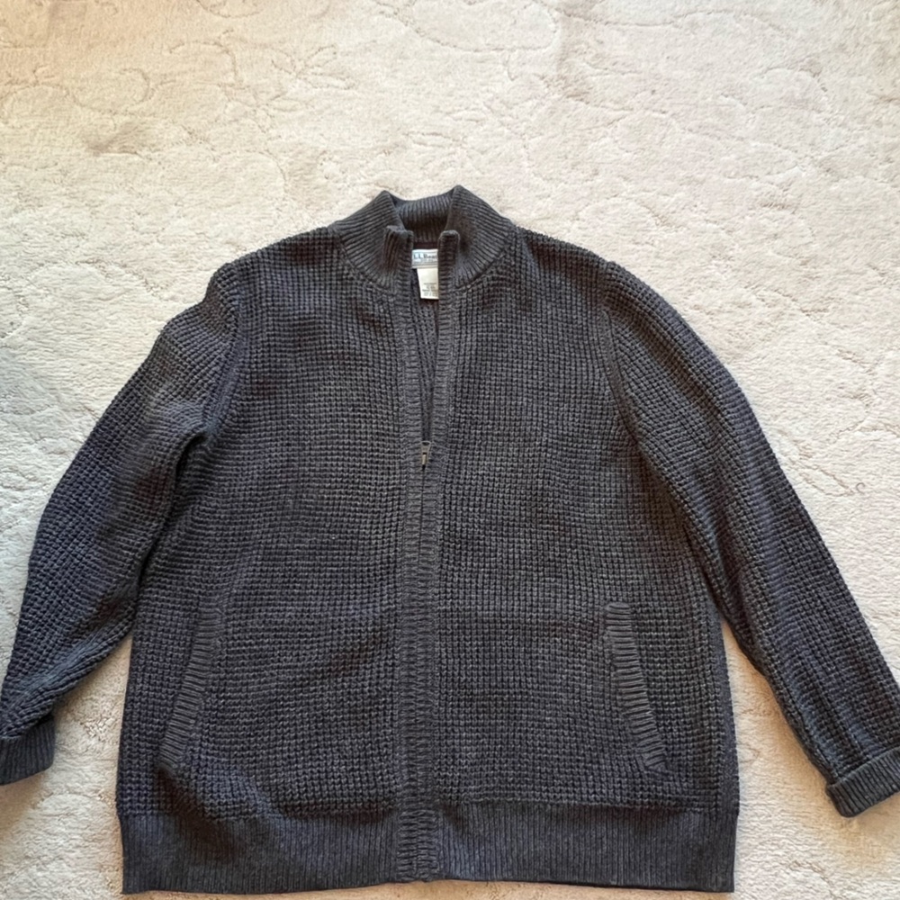 Men's LL Bean Sweater - never worn